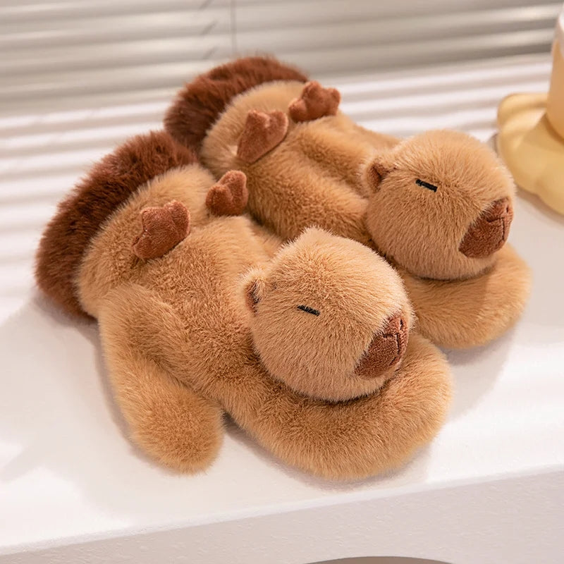 Capybara Mittens – Cozy & Adorable